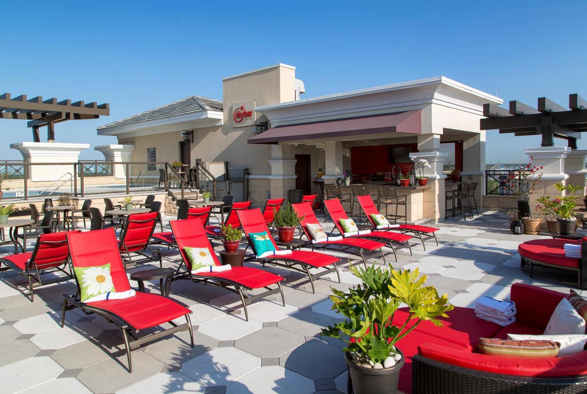 Ramada Plaza By Wyndham Orlando Resort & Suites Intl Drive Exteriör bild